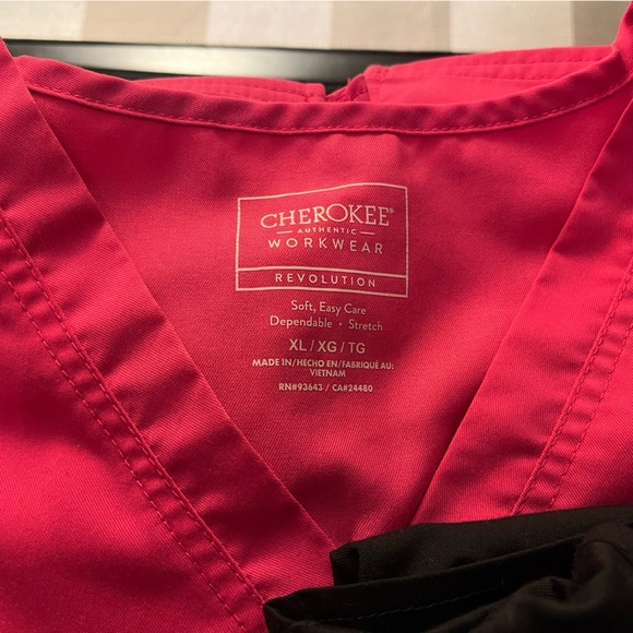 Cherokee work wear scrub tops set of 3 - Picture 3 of 5